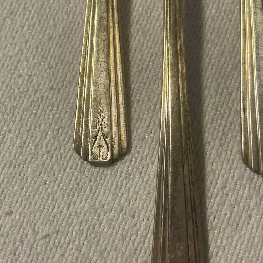 International Silver avon silverplate